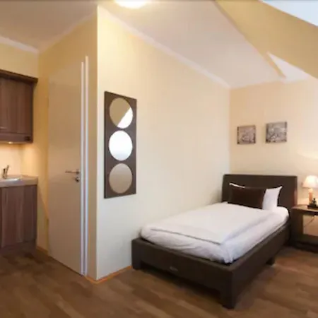 Guesthouse Heidelberg Hotel 3*